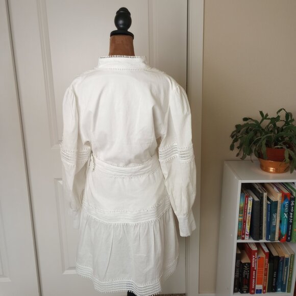 Elegant White Belted Dress - Picture 7 of 7